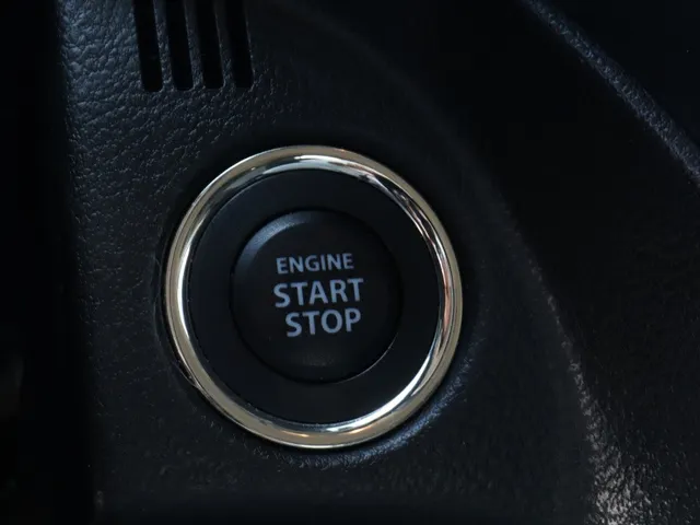 Suzuki S-Cross 1.4 BoosterJet Hybrid Select | Carplay | Trekhaak | All Seasons VERKOCHT