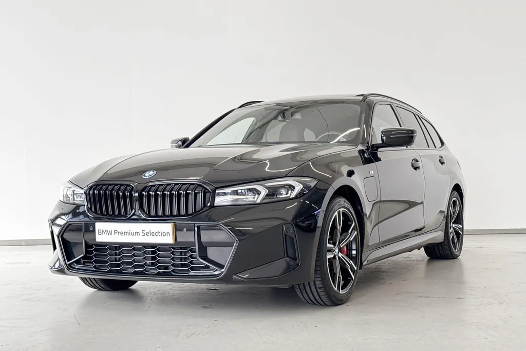 BMW 3 Serie Touring 330e M Sportpakket Pro