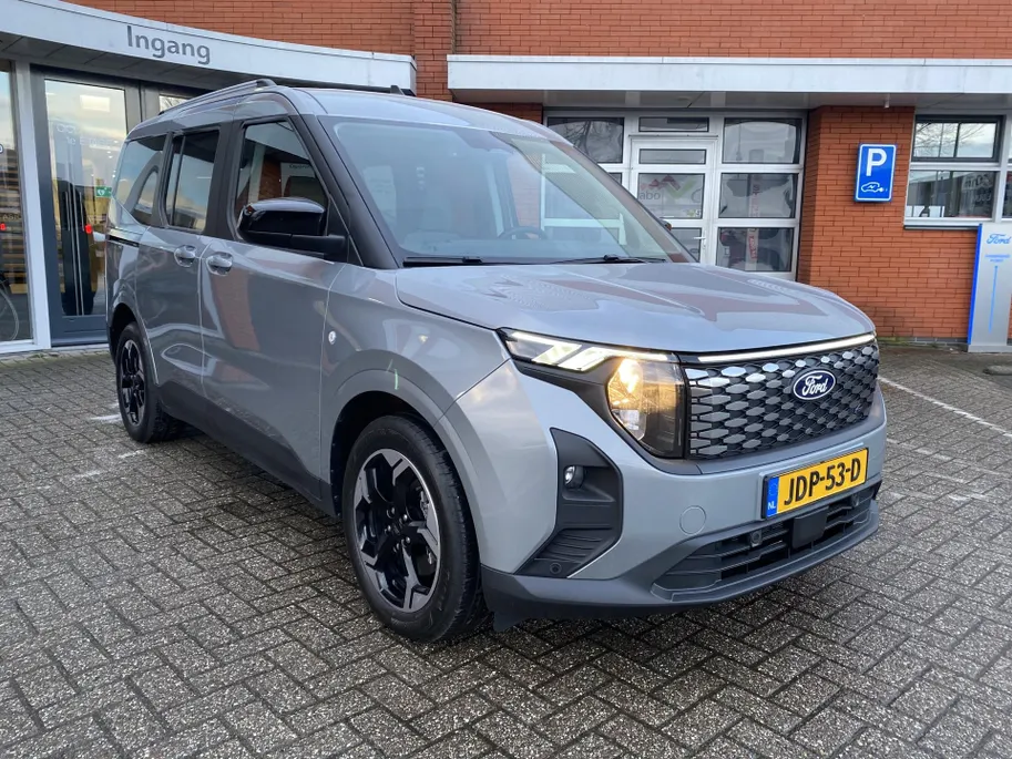 Ford Tourneo Courier courier EV / TREKHAAK / WINTERPAKKET.