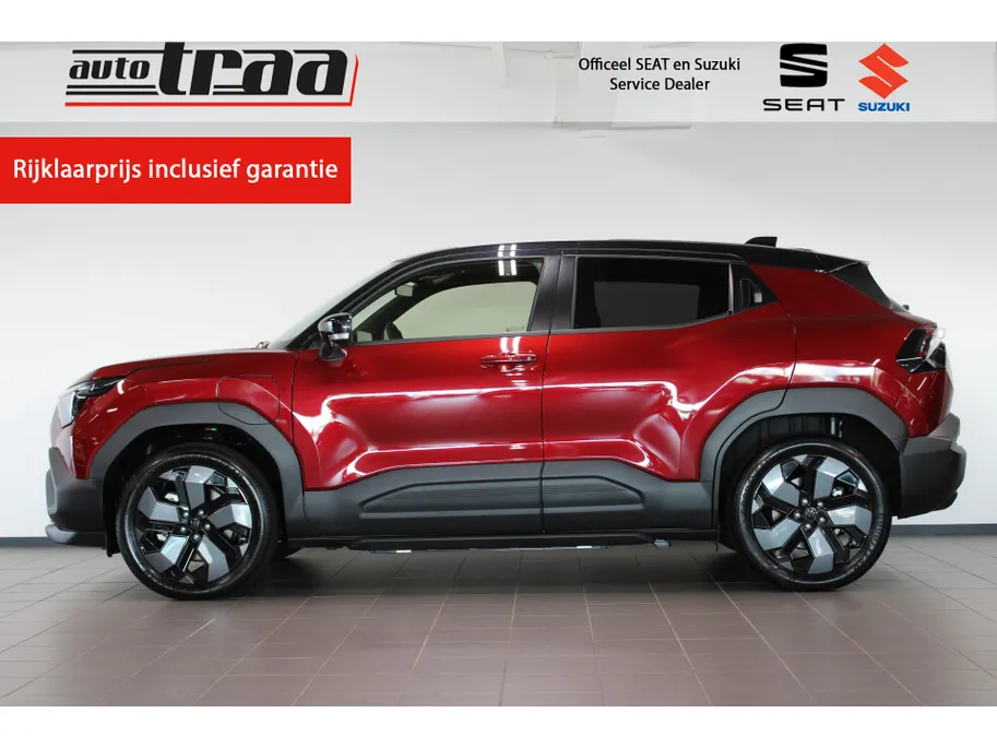 Suzuki e Vitara Style 61 kWh / Stoel + Stuurverwarming / 360° Camera / Navigatie /