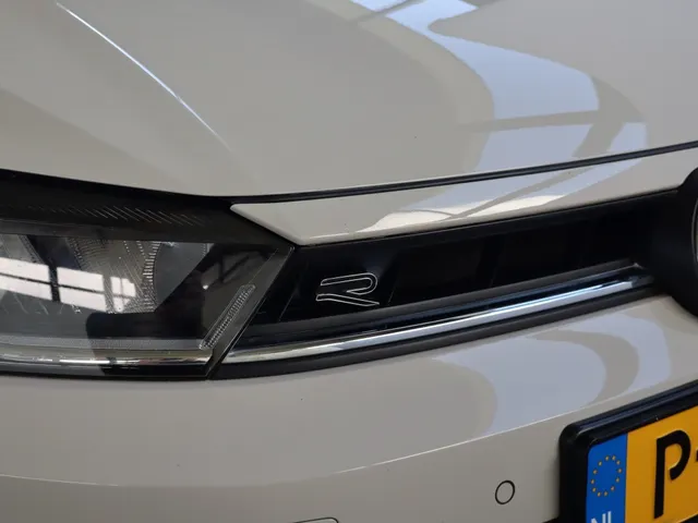 Volkswagen Polo 1.0 TSI R-Line | Adaptive Cruise | App Connect