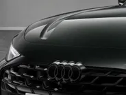 Audi A6 Avant 2.0 e-hybrid quattro S edition Competition 367 PK · Tech plus · Glazen panoramadak · B&O premium 3D