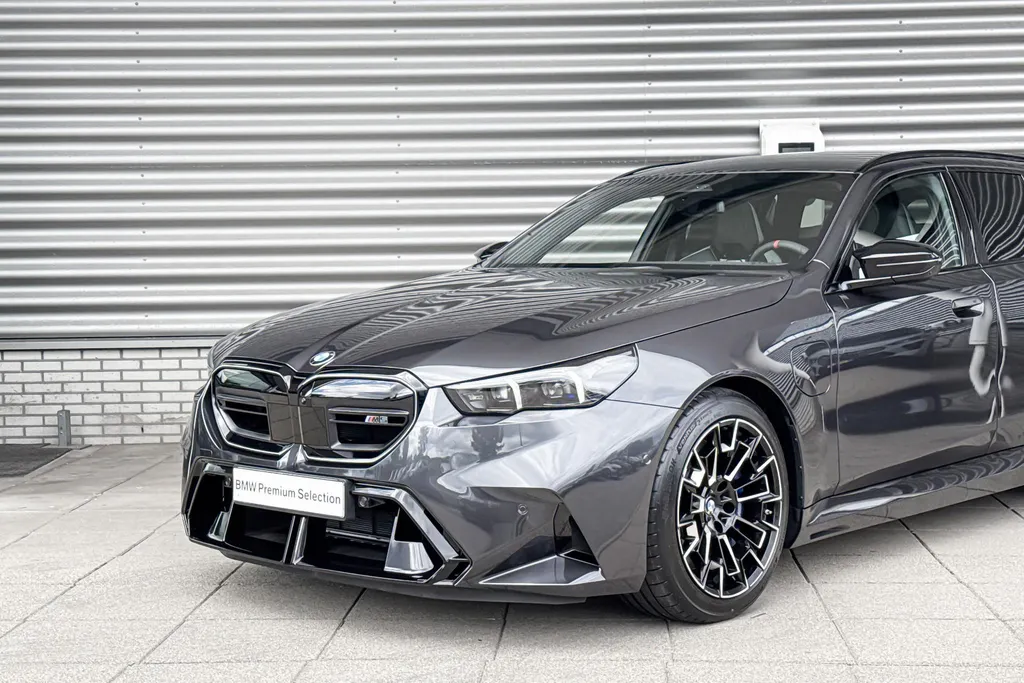 BMW M5 Touring 