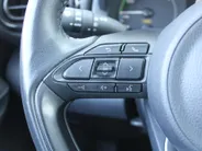 Mazda 2 Hybrid 1.5 Agile | Stuur-/stoelverwarming | Clima | Cruise | Camera | Keyless | Android Auto/Apple Carplay |