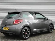DS DS 3 1.2 PureTech Performance Line | Automaat | Navi | Trekhaak | Clima | 17' LM Velgen | Camera |