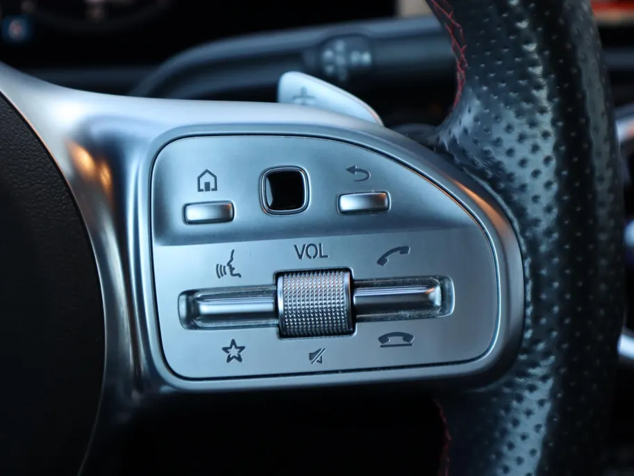 Mercedes-Benz A-Klasse 250 e l Panoramadak l Stoelverwarming l Achteruitrij camera