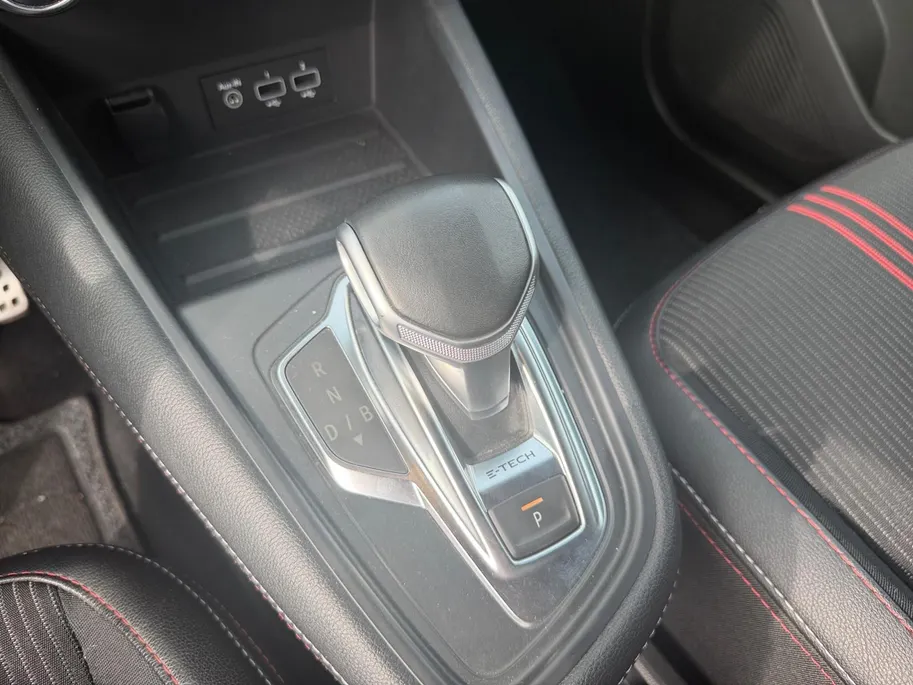 Renault Captur 1.6 E-Tech Hybrid 145 RS Line | Automaat | Full Hybride | Apple Carplay & Android Auto | Cruise & Climate Control | Camera | Parkeersensoren | Recent Onderhouden | 12 Maanden BOVAG Garantie