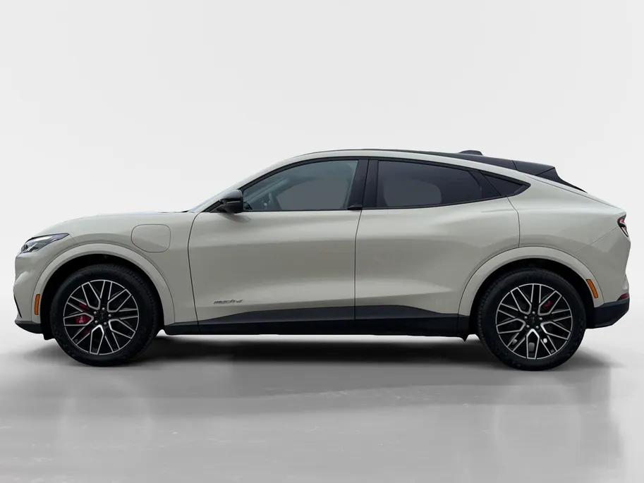 Ford Mustang Mach-E Extended Premium RWD 88 kWh | Te Bestellen | Actiekorting tot €5000,- | Private Lease Vanaf €754,- P/M | Ford Options 2,99% Rente | 600 KM WLTP |