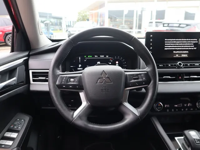 Mitsubishi Outlander 2.4 PHEV First Edition Trekhaak | All Seasonbanden