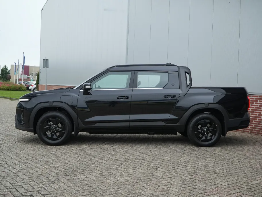 KGM Musso EV 80,6 kWh BLACKLINE 4WD 237PK
