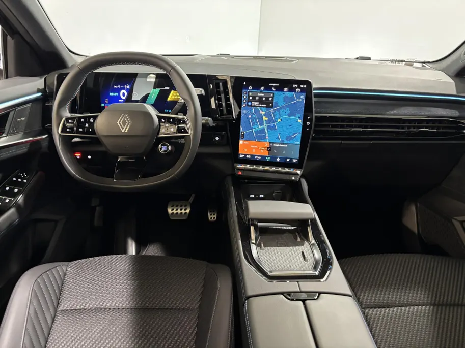 Renault Espace 200PK E-Tech Full Hybrid Esprit Alpine 7p. AT | DEMO | 7 Zitplaatsen | Solarbay Panorama Dak | Harman Kardon Audio | 360 Camera | Head Up Display | Climate Control | Apple CarPlay/Android Auto |