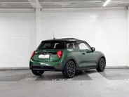 MINI Cooper 3-deurs C Favoured
