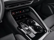 Audi Q5 e-hybrid quattro S edition Competition 367 PK · Tech pro · 20' LM Velgen · Glazen panoramadak · B&O Premium 3D