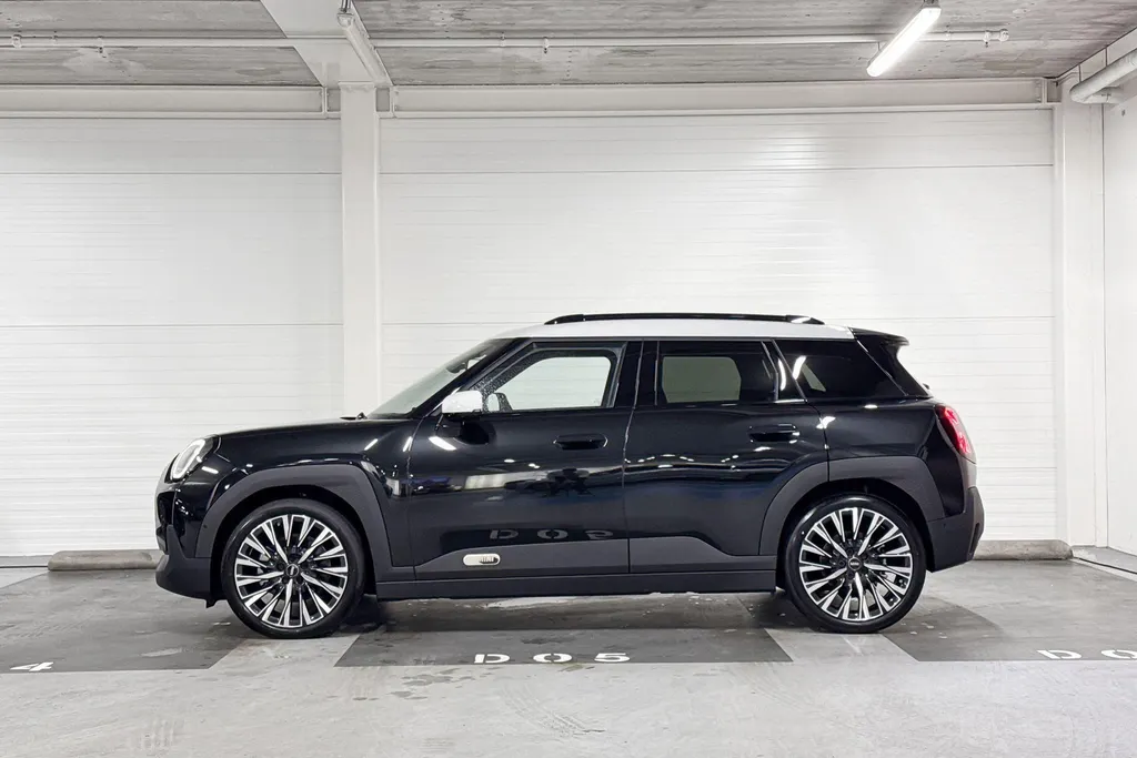 MINI Aceman E Favoured M