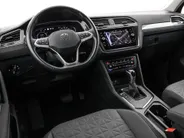 Volkswagen Tiguan 1.4 TSI 245pk DSG eHybrid Life Business · Apple/Android Car Play · Wegklapbare Trekhaak · Navigatie · P-Sensoren · Stoel-& Stuurverwarming · 17'' Inch ·
