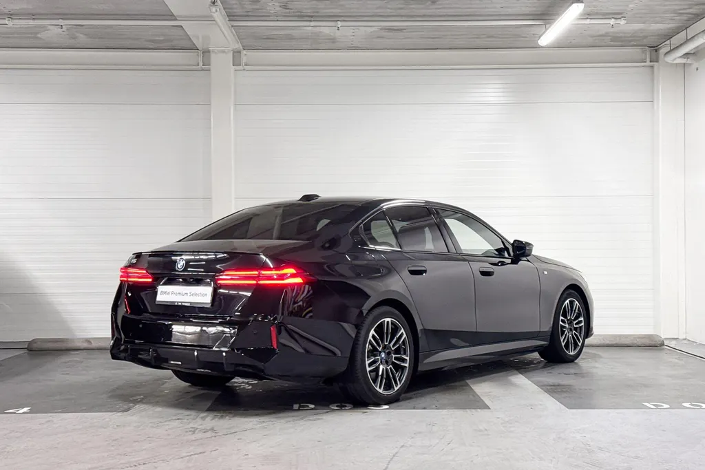 BMW i5 Sedan M60 xDrive