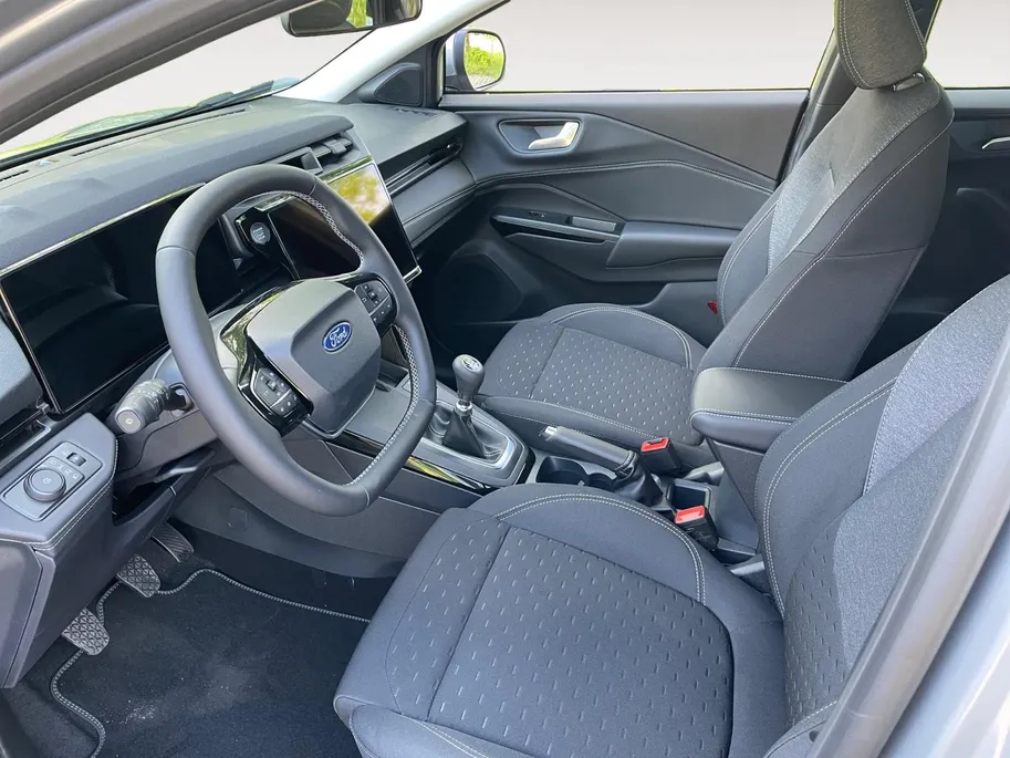 Ford Puma 1.0 EcoBoost Hybrid Titanium | 0,99 % Rente | 5.000 ,- KORTING | Winter Pack | Achteruitrijcamera | Apple Carplay & Android Auto |