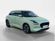 Suzuki Swift 1.2 Style Smart Hybrid | Apple Carplay/Android Auto | Achteruitrij Camera | Adaptive Cruise Control | All-Season | BLISS | LED | LMV 16' | Stoelverwarming |