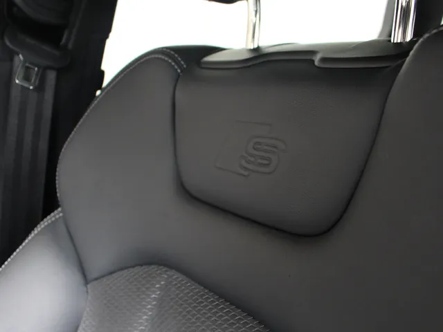 Audi Q7 55 TFSI e quattro Pro Line S Panoramadak | El. Stoelverstelling | PDC+Camera | 20'Velgen