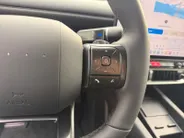 Hyundai IONIQ 3 Vision 61 kWh | Nieuw model | Rijklaarprijs | 488 km range | Warmtepomp | HDA 2 | Hyundai Rotterdam - Noord |