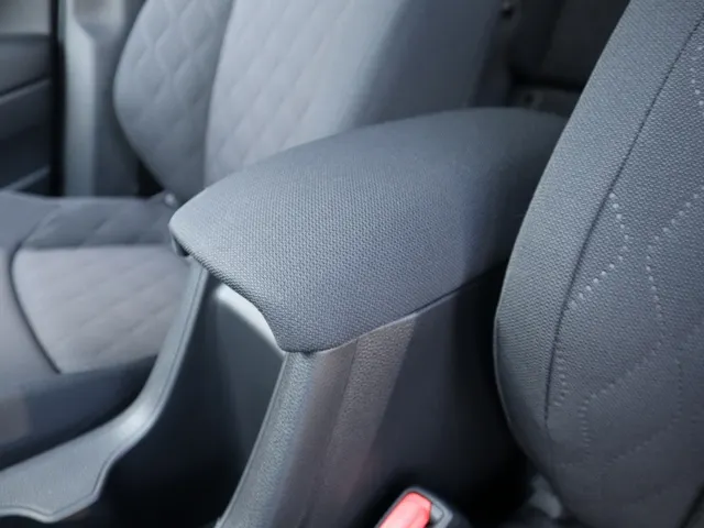 Toyota Corolla Cross Hybrid 140 Dynamic | Stoel/Stuur verwarming | Dodehoek Detectie | Elek. Klep