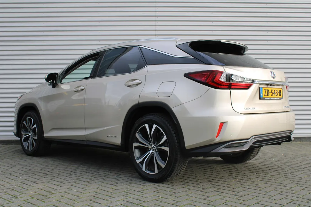 Lexus RX 450h 4WD Luxury Line | 20' LM | Navi | Camera | Leer | Schuif/kantel dak | Cruise adapt. | PDC | Stoelverwarming/ventilatie | HUD | Elek. stoelverstelling |