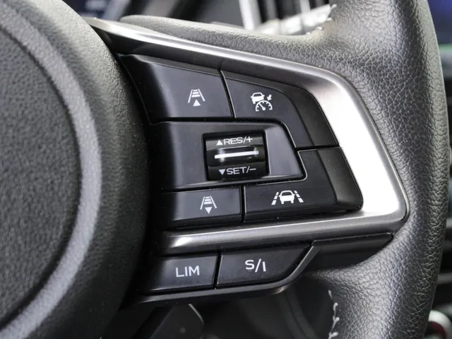 Subaru Forester 2.0i e-BOXER First Edition Automaat | Navi | Adap. Cruise | Leder | Schuifdak