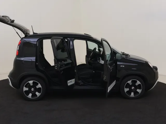 Fiat Panda 1.0 Hybrid Pandina