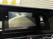 Kia e-Niro ExecutiveLine 64 kWh | Warmtepomp | Memory seats | Stoelverwarming- en ventilatie | JBL audio-installatie | Glazen schuif-/kanteldak | Dodehoekassistentie | Parkeersensoren voor- en achter | Apple/Android Carplay