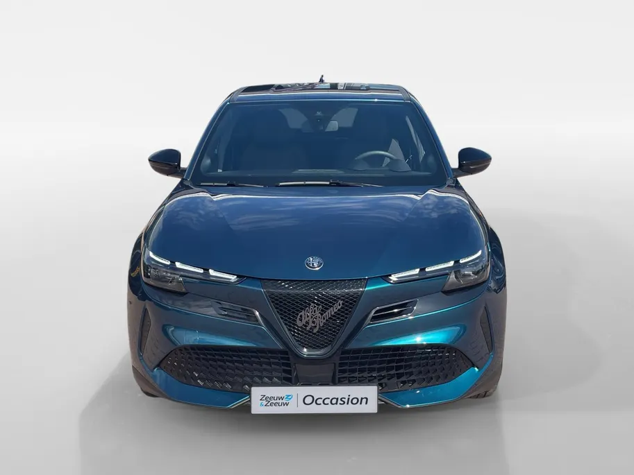 Alfa Romeo Junior Elettrica 54 kWh *Carplay*Climate Control*Adapt. Cruise Control*LM Velgen*Mooie auto!
