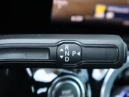 Mercedes-Benz B-Klasse 180 AMG Line l Keyless l Achteruitrij camera l Stoelverwarming l Memory
