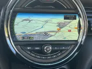 MINI 3-Deurs 1.5 Cooper , Chili Business Hele gave uitvoering! PRIJS RIJKLAAR incl. 12 Maanden garantie!