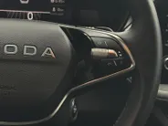 Škoda Fabia 1.0 TSI Selection 116PK AUTOMAAT | Lichtmetalen velgen| Parkeer sensoren| Climate Control| Stuur verwarming| Stoel verwarming| Apple Carplay & Android Auto