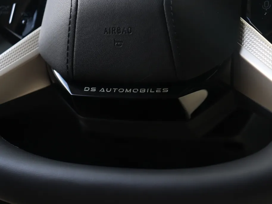 DS DS 7 No E-Tense Etoile 74kWh | Leder| Pano | Boek nu uw proefrit!