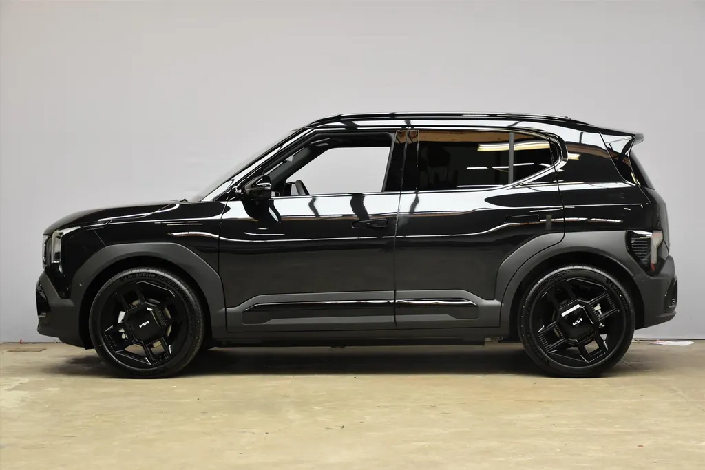Kia EV2 61 kWh 135pk (5-zits) Black-Line