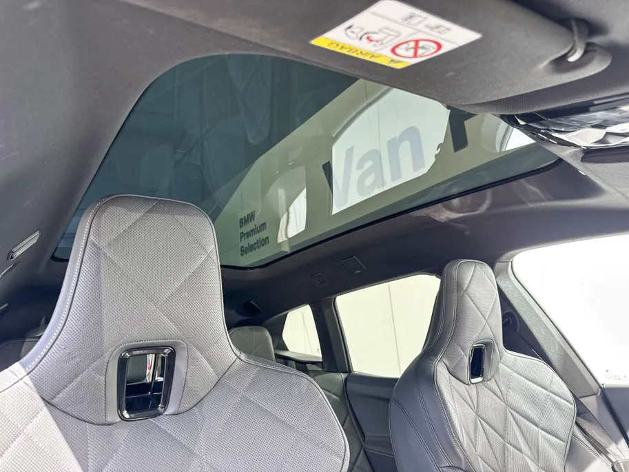 BMW iX xDrive60