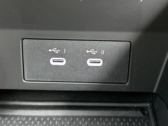 Renault Captur E-Tech full hybrid 145PK Techno | CAMERA | NAVI | CARPLAY