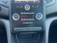 Renault Mégane 1.2 TCe Limited | Climate | Cruise | Apple carplay | LM Velgen |