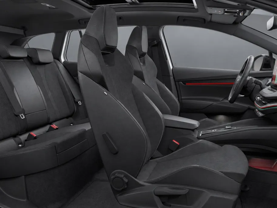 Škoda Enyaq iV Sportline Tour Edition 286 Pk | Trekhaak | Panoramisch schuif/kanteldak | 21'' supernova velgen