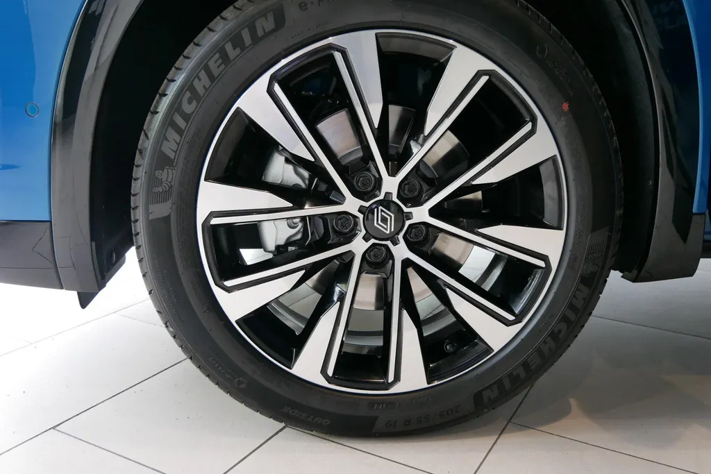 Renault Austral techno Full Hybride E-Tech 200 | op voorraad | Profiteer nu van €8.380,- Zeeuw & Zeeuw voorraadkorting
