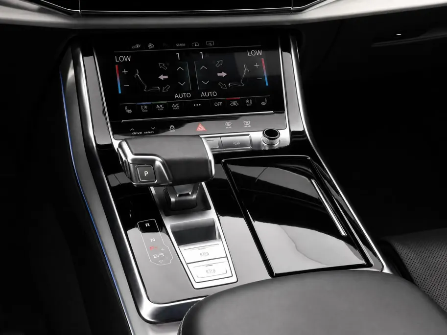 Audi Q7 60 TFSIe 462pk S-tronic Quattro Pro Line S Comp. · 360 Camera · Leder Valcona · Inklap. Trekhaak · B&O Sound · Keyless · Elek. Stoelen + Geheugen Bestuurder ·
