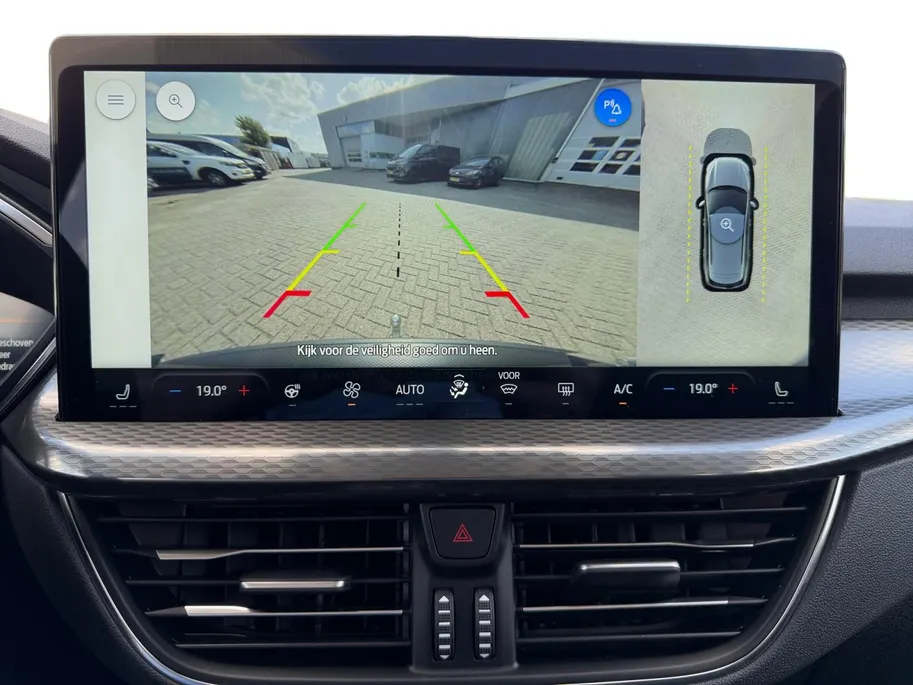 Ford Kuga 2.5 PHEV Titanium | Uit Voorraad Leverbaar | Automaat | €4.000,- Ready Set Ford Bonus | Trekhaak | 2100kg Trekgewicht | Adapt. Cruise Control | BLISS | 360 Graden Camera | Apple Carplay & Android Auto