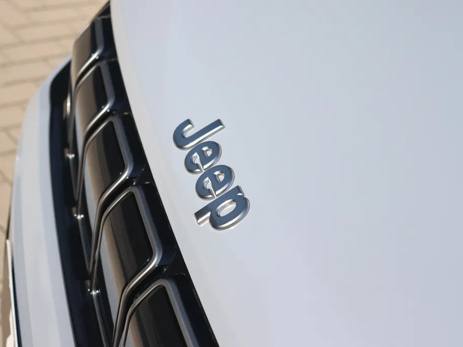 Jeep Avenger 1.2 e-Hybrid Summit | Navi | JBL | Camera | Winter | 18'