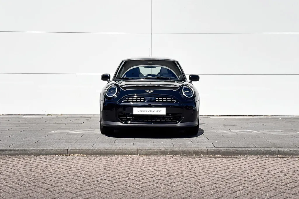 MINI Cooper 3-deurs 1.5 Cooper C Classic L