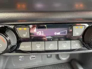 Nissan Juke 1.6 Hybrid N-Design | 360grd Camera | Apple carplay & Android auto | Stoel- en stuurverwarming| Two tone lak | 19inch LM wielen | I-key | Automaat| Pro-pilot| Navigatie | Climate controle |