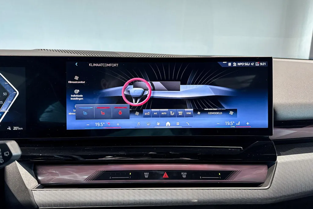 BMW i5 Touring xDrive40