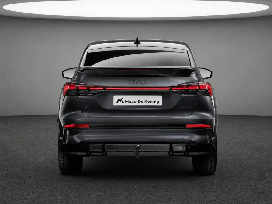 Audi Q4 Sportback Q4 Sportback S edition performance 286 PK · Trekhaak elek. wegklapbaar · Exterieurpakket zwart · Lendensteunen