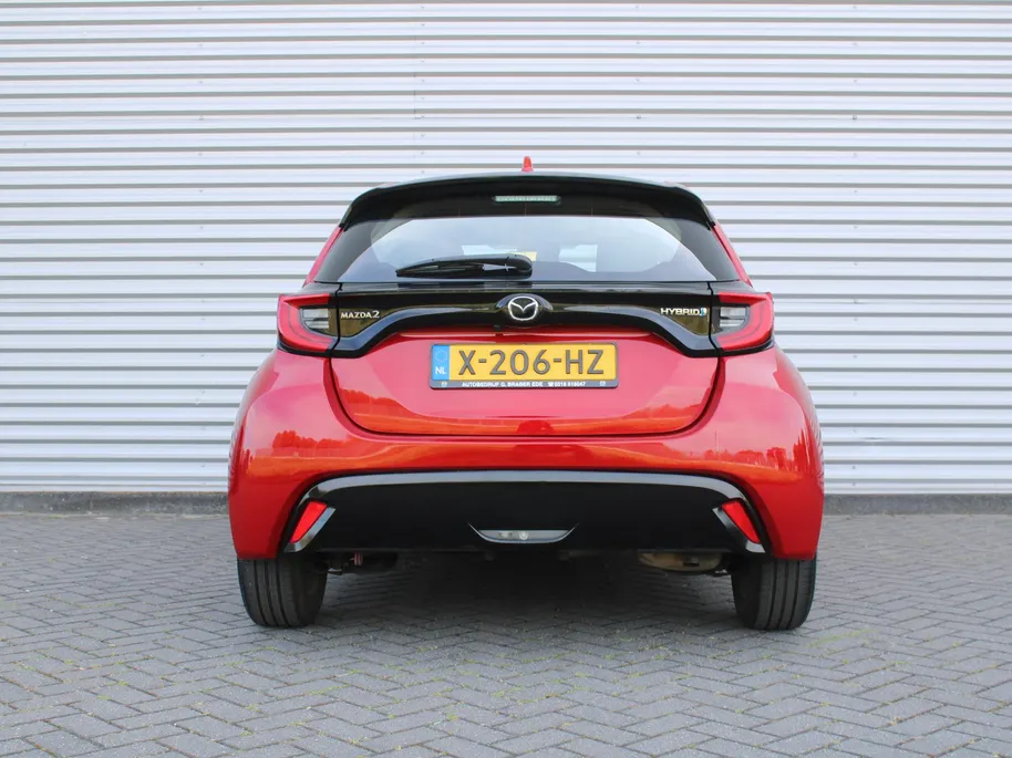 Mazda 2 Hybrid 1.5 Agile | Comfort pakket | CarPlay | Camera | Stuur-/stoelverwarming | Cruise adapt. | 15' LM |