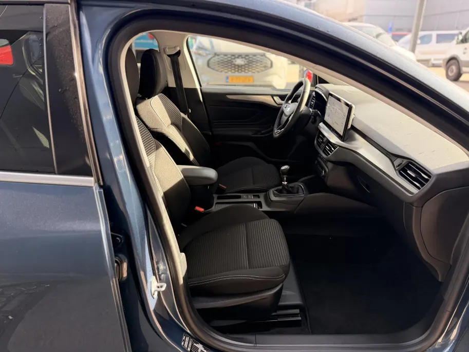 Ford Focus Wagon 1.0 EcoBoost Hybrid Titanium TREKHAAK I  DRIVER ASSISTANCE PACK I WINTER PACK I APPLE CARPLAY / ANDROID AUTO I