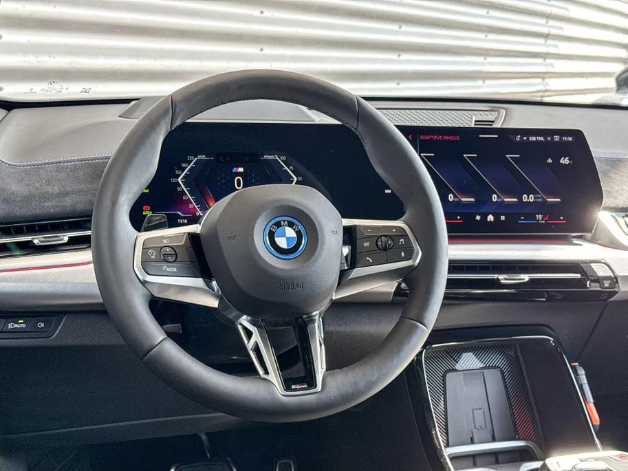 BMW iX2 eDrive20 67 kWh M Sport Edition
